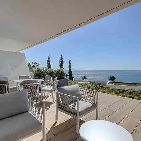 Theedgebythesea Oyster Apartment